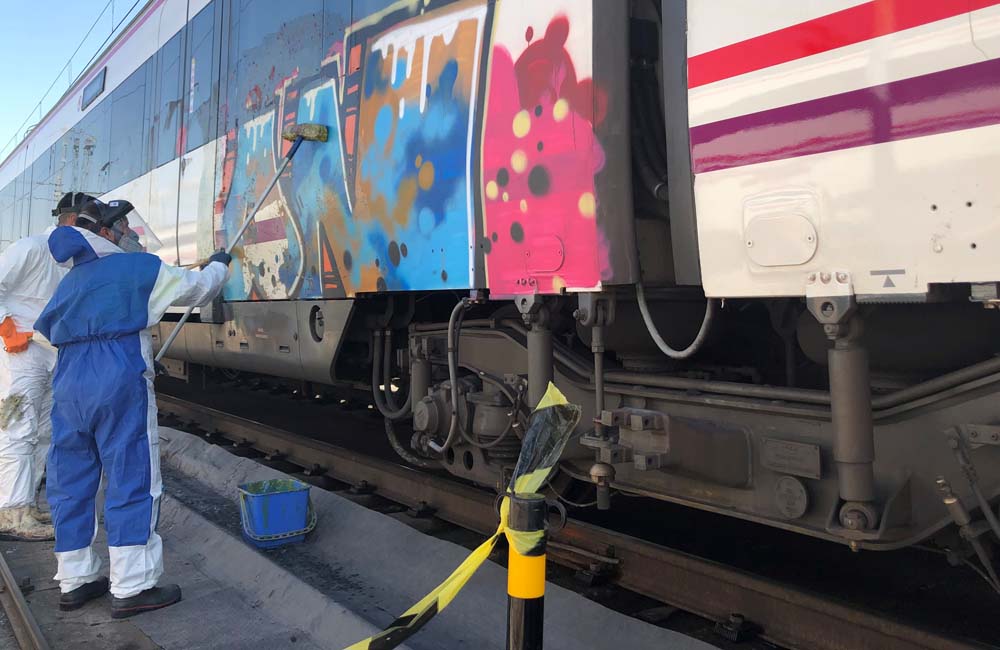 El Vandalismo Grafitero En Los Trenes De Renfe Genera Un Coste A La